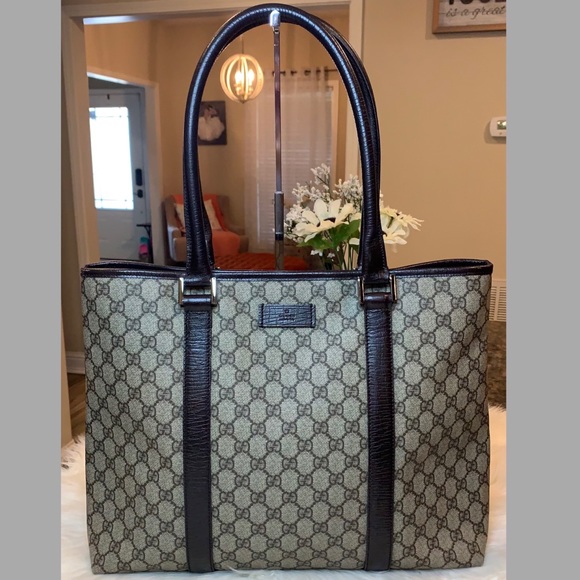 Gucci Supreme Canvas Tote